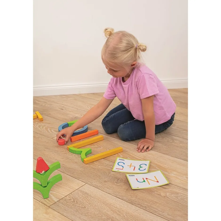 blocs_de_construction_en__13.webp Beleduc Blocs, Briques Et Planchettes De Construction>Blocs de Construction en Bois - Imagination au défi