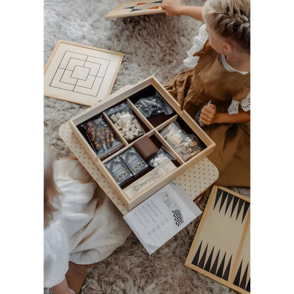 coffret_de__jeux_de_socit_5.webp Small Foot Jeux De Plateau>Coffret de 20 Jeux de Société pour Enfant - Les grands classiques