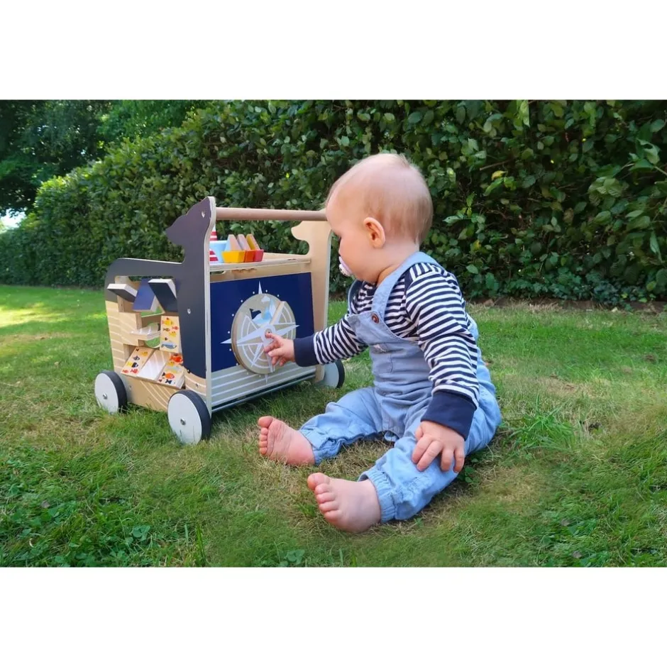 trotteur_voyage_marin_en__16.webp Small Foot Trotteurs Et Chariots De Marche>Trotteur Voyage Marin en Bois pour Bébé